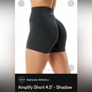 Alphalete Amplify 4.5” Shorts in Shadow Size M